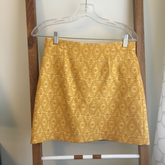 Zara Dresses & Skirts - Zara yellow mini skirt